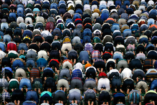 Al Akbar Surabaya National Mosque, Muslim men praying together at Friday prayer, Surabaya, Java, Indonesia