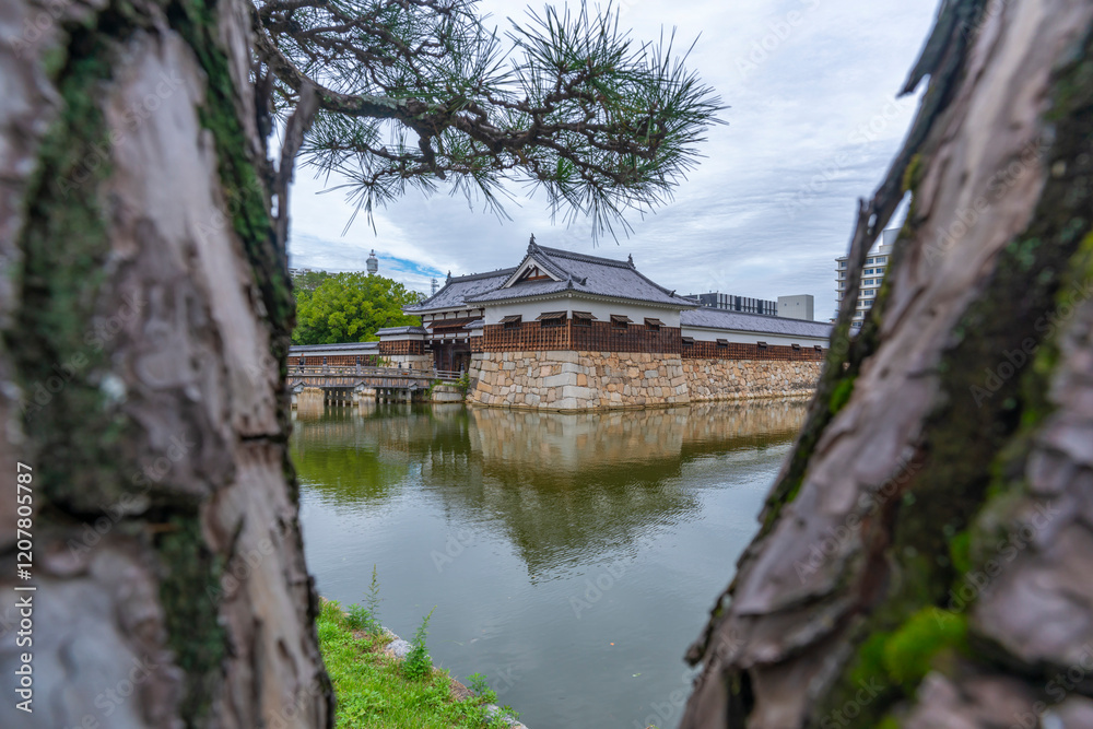 View of Omotegomon (Main Gate) and moat, entrance to Hiroshima Castle, Motomachi, Naka Ward, Hiroshima, Honshu, Japan View of Omotegomon (Main Gate) and moat, entrance to Hiroshima Castle, Motomachi, Naka Ward, Hiroshima, Honshu, Japan