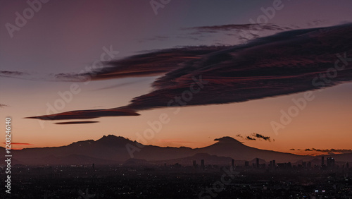 amanecer con volcanes