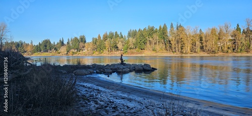 Obraz na płótnie River beach in the Winter w salonie