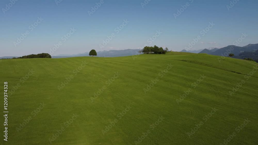 video de dron de los hermosos campos bavaros en bayern alemania video de dron de los hermosos campos bavaros en bayern alemania