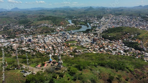 Cristo de Itaperuna visão geral