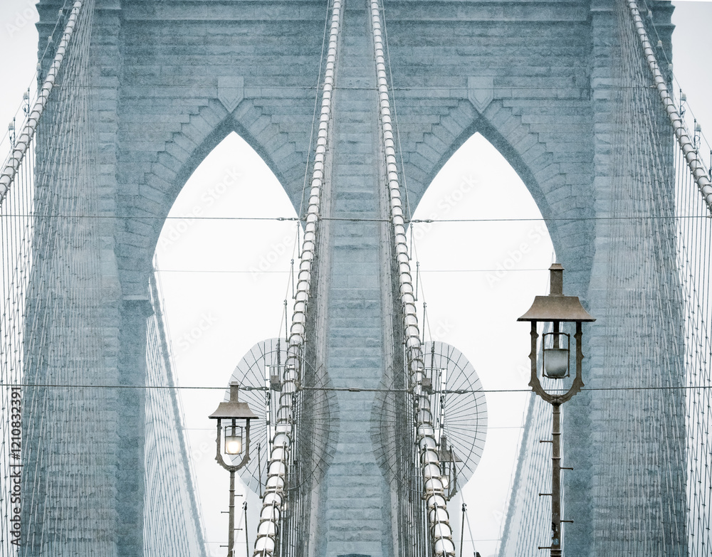 Fototapeta premium arch of Brooklyn Bridge, New York