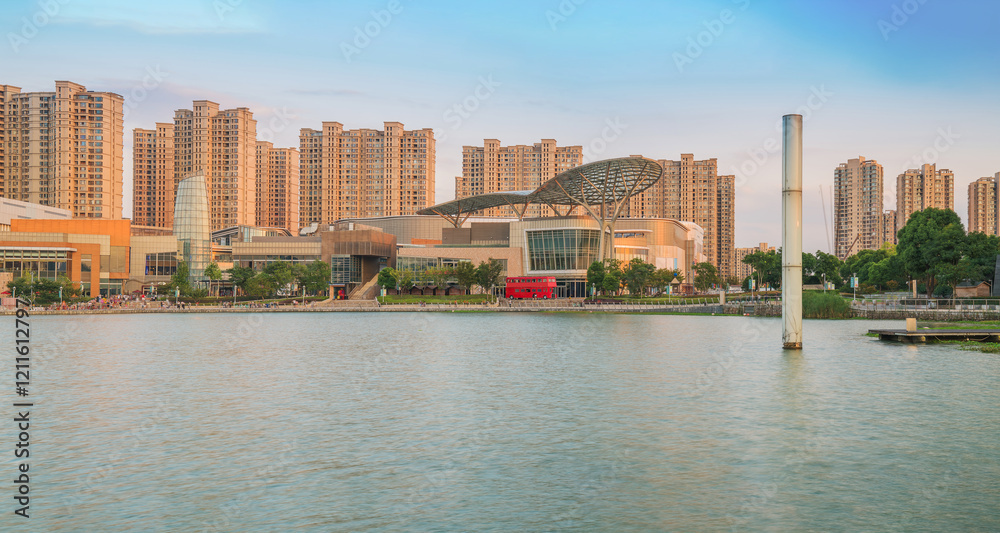 The skyline of modern urban buildings and the scenery of the Taihu Lake Lake in Wuxi, Jiangsu Province, China will be built on April 1, 2024 The skyline of modern urban buildings and the scenery of the Taihu Lake Lake in Wuxi, Jiangsu Province, China will be built on April 1, 2024