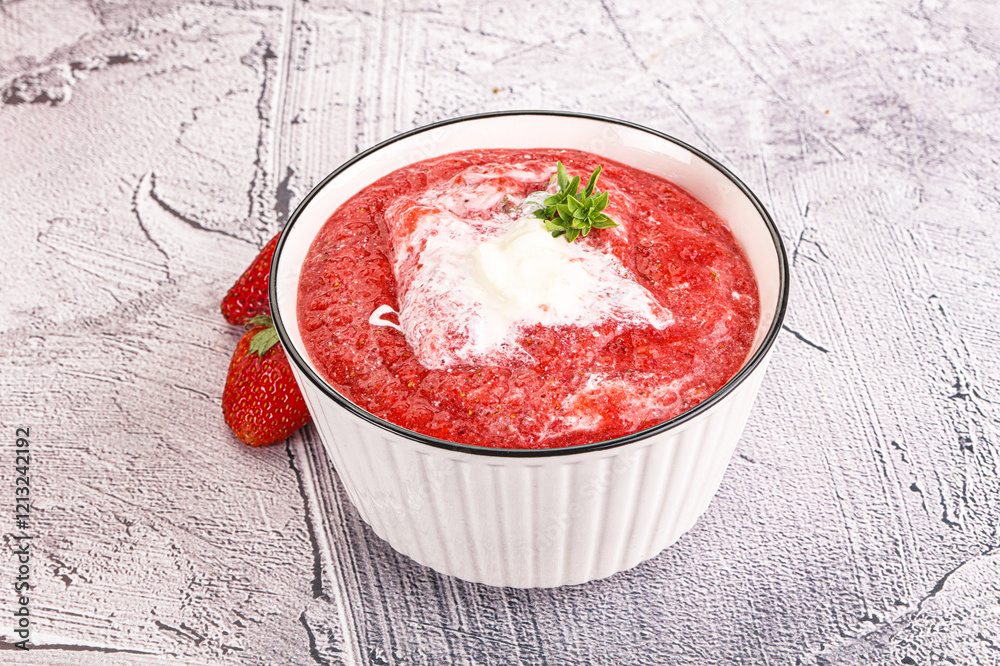 Strawberry soup with strachatella cheese Strawberry soup with strachatella cheese