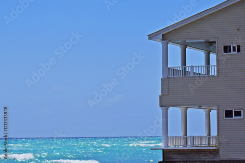 Casa en la orilla del mar