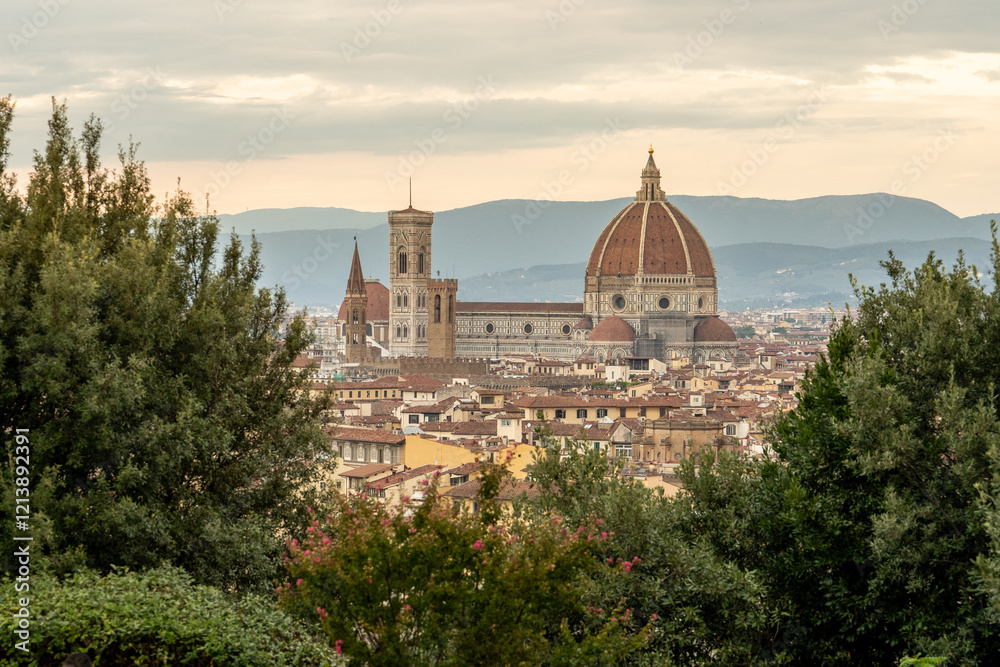 Fototapeta premium View of Florence after sunset from Piazzale Michelangelo, Florence, Italy.