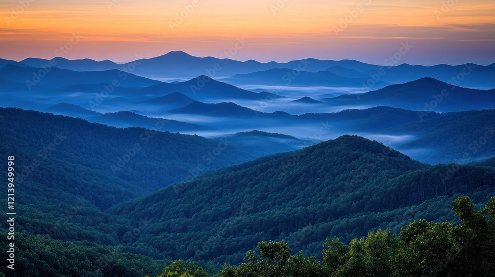 Obraz premium Majestic Sunrise Over Blue Ridge Mountain Ranges