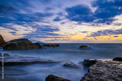 Pozzuoli (Na): tramonto  dalla spiaggia