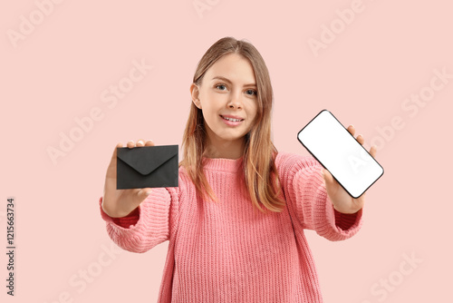 Pretty young woman holding ...