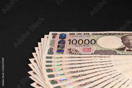 たくさんの新1万円札 photo