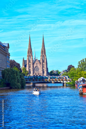 Die protestantische Paulskirche (Église Saint-Paul) in Straßburg