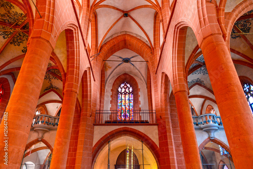 Innenansicht der Heiliggeistkirche in Heidelberg photo