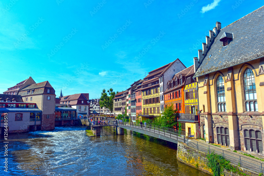 Obraz premium Das Viertel La Petite France in der Altstadt von Straßburg