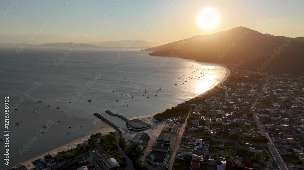 Zimbros, Por do sol - Bombinhas - Santa Catarina - Brasil