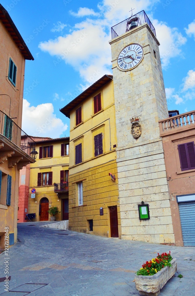 Φωτογραφία landscape of the historic center of Chianciano Terme in Tuscany, Italy