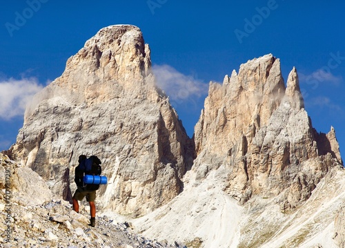 Plattkofel and Grohmannspitze with tourist photo