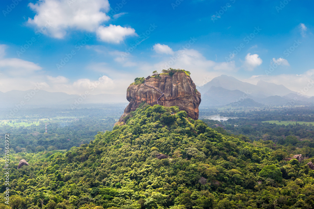 Naklejka premium Lion Rock in Sigiriya