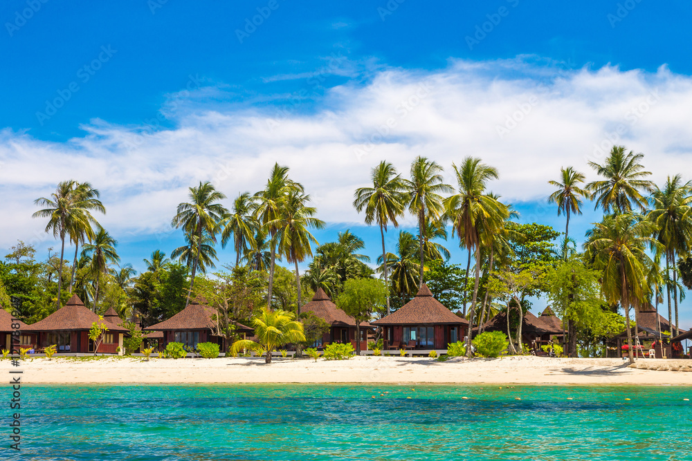 Obraz premium Beautiful Tropical beach