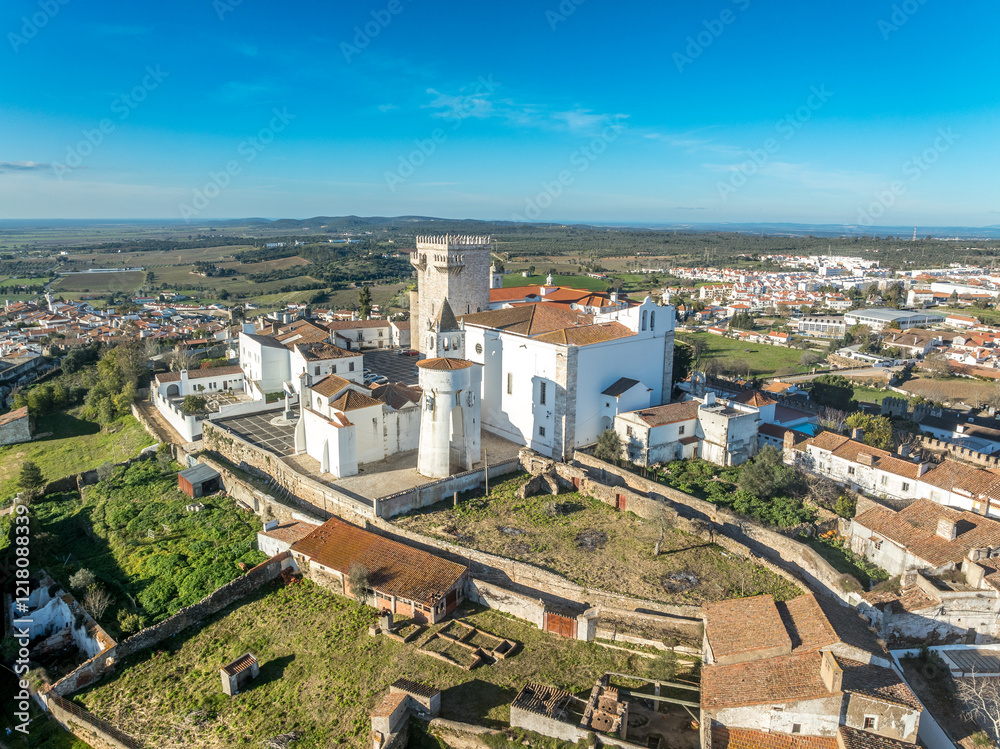 Fototapeta premium Aerial view of the castle of Estremoz in Portugal dominated by a square keep built from white marble