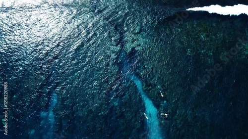 Coral rift