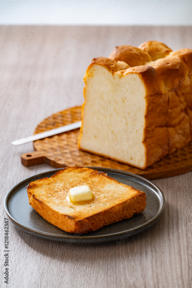 Buttered toast and white bread.
Delicious white bread image. Buttered toast and white bread.
Delicious white bread image.