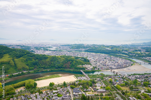 Obraz na płótnie 岩国の城下町、錦川の河岸、山口県、日本、5月 w salonie