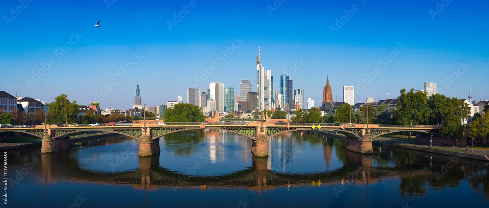 Fototapeta premium Frankfurt am Main, Skyline