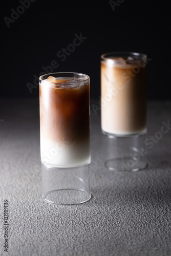 冷たく冷やされたアイスコーヒー