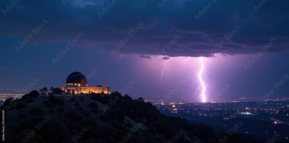 Obraz premium Darkened sky with lightning strike behind Griffith Observatory at night, California, Los Angeles, flash of light