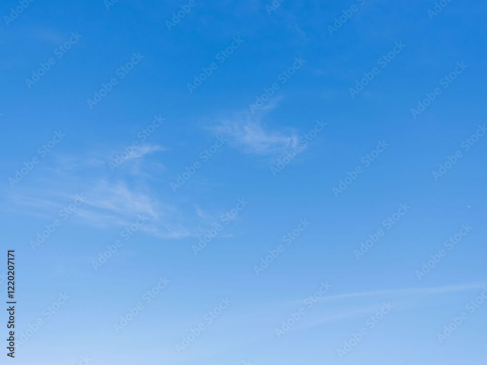 Fototapeta premium 冬の青空と薄い雲07