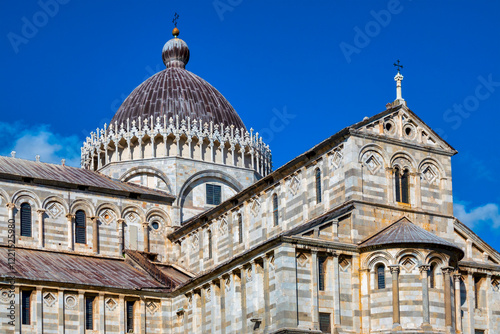 Obraz na płótnie Side View of Pisa Cathedral w salonie