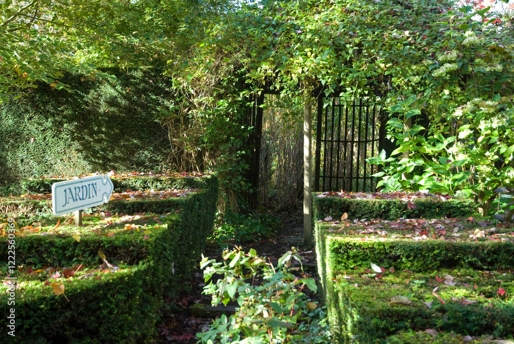 Les Jardins de Castillon, Plantbessin, Castillon, 14, Calvados, France Les Jardins de Castillon, Plantbessin, Castillon, 14, Calvados, France