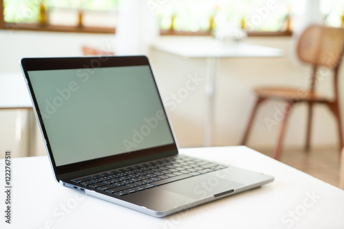MacBook pro / MacBook Air for professional work