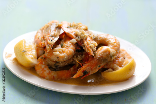 spanish garlic shrimp tapas