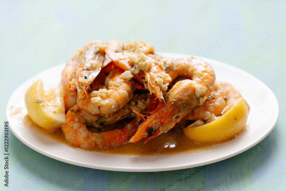 spanish garlic shrimp tapas