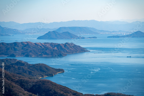 岡山県　玉野港付近の海の風景