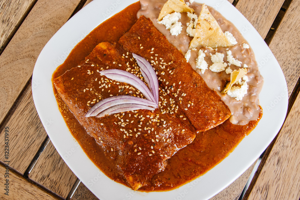 Fototapeta premium Enmoladas de pollo 