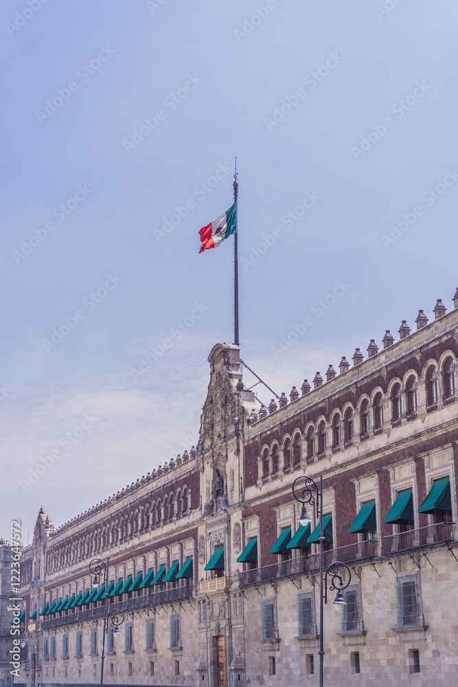 Obraz premium Beautiful building in the central square of Mexico City. Historic architecture, cultural heritage, and iconic landmark concept