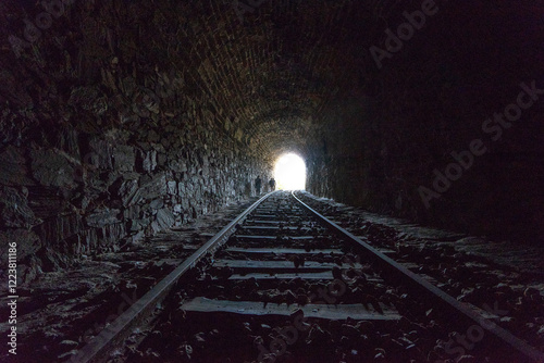 Foto Train line and tunnel belonging to the current tunnel route between la Fregeneda and Barca D Alva