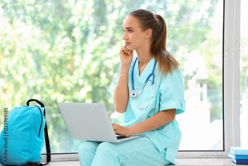 Female medical student stud...