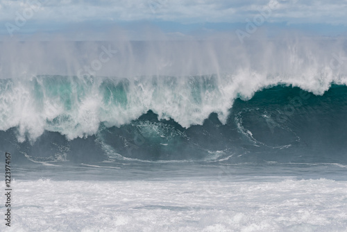 king tide ocean waves