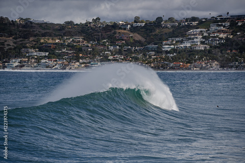 king tide ocean waves