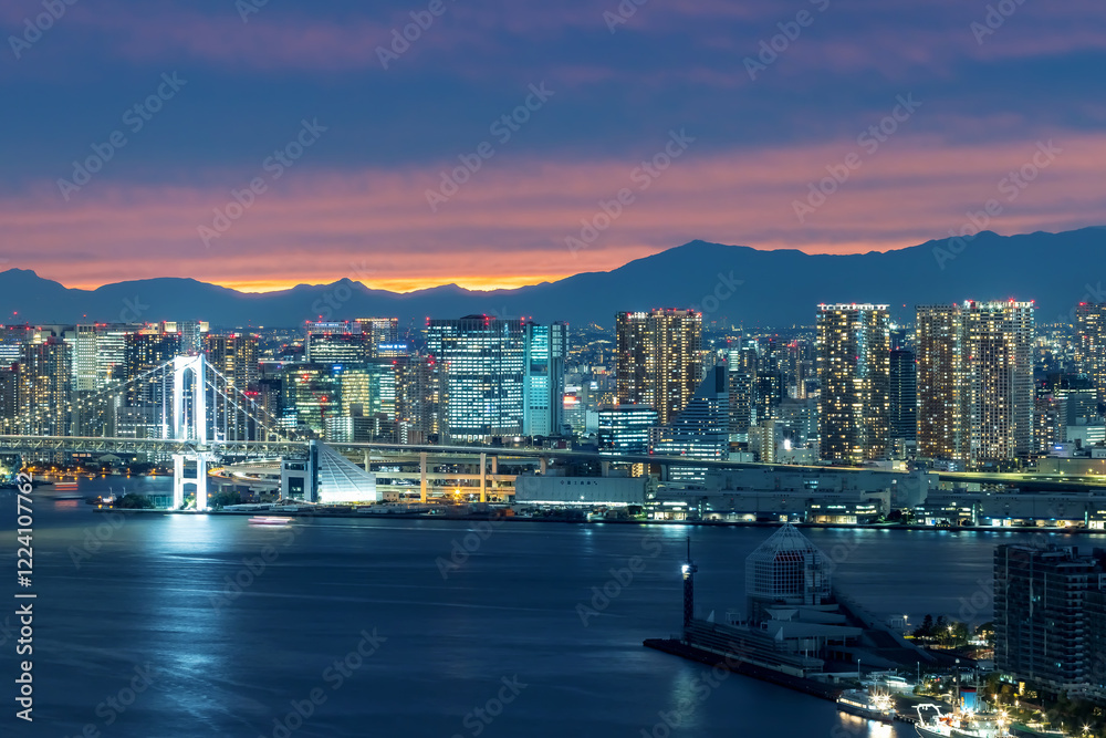 Fototapeta premium Odaiba and Tokyo Bay, Tokyo, Japan