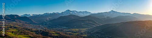 Pic du midi de Bigorre depuis les Hautes Pyrénées