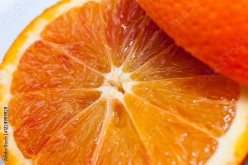 frische Orangen aufgeschnitten