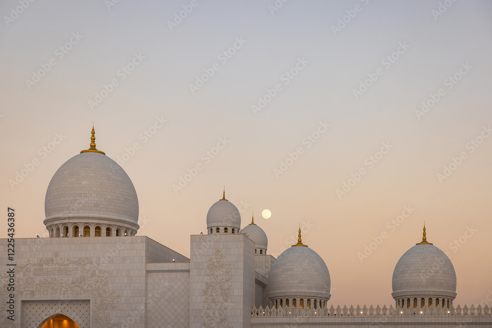 Fresh perspective of the Grand Mosque in Abu Dhabi