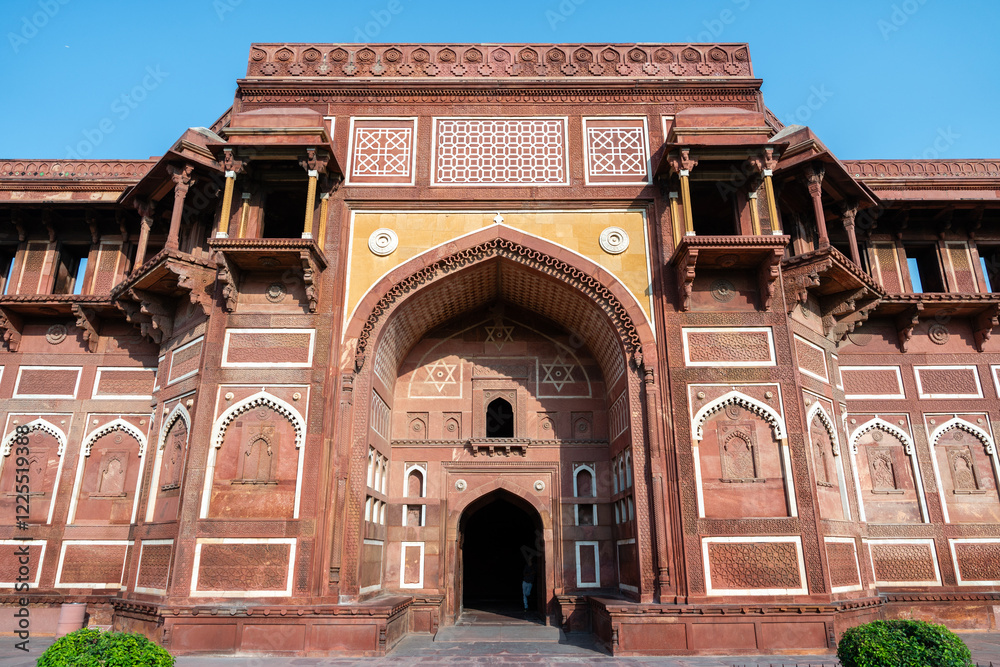 Fototapeta premium Im Innern des Agra Fort in Rajasthan Indien