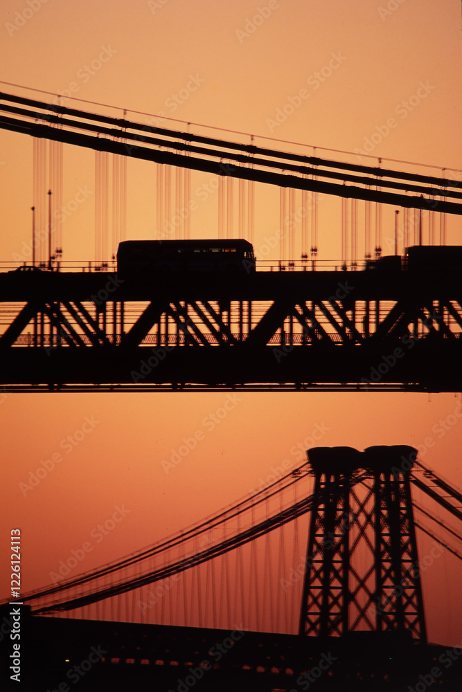Fototapeta premium bridge at sunset