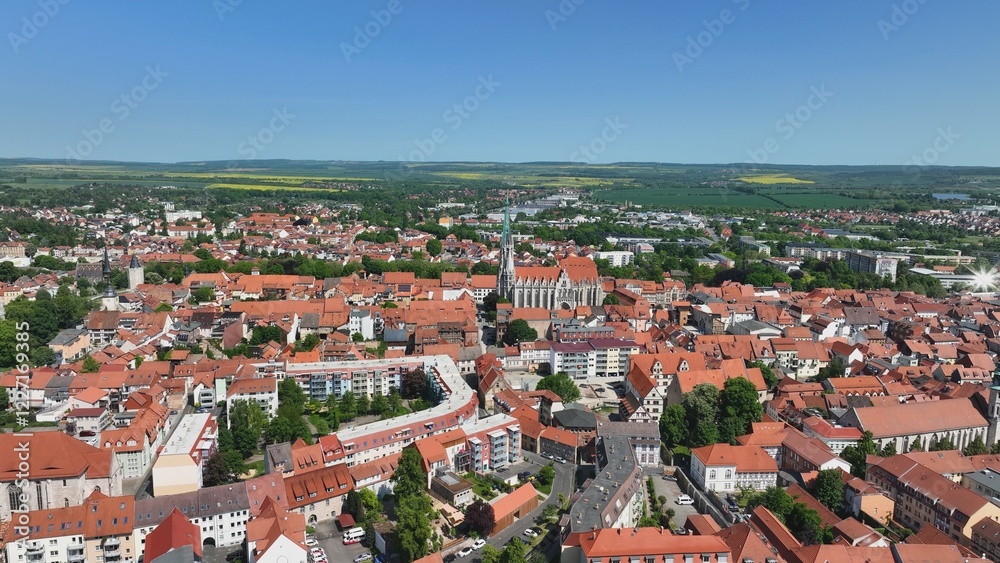 Obraz premium Cathedral in Mühlhausen in Thuringia from the air